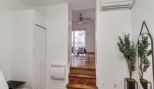 Apartment (355 Square Feet)