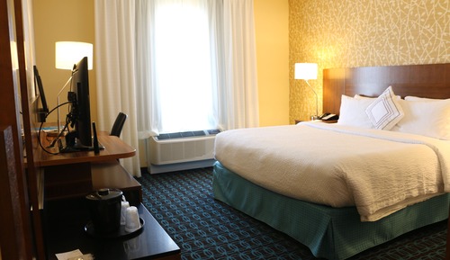 Room, 1 King Bed (Hearing Accessible)