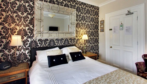 Double Room, Ensuite (Room 5)