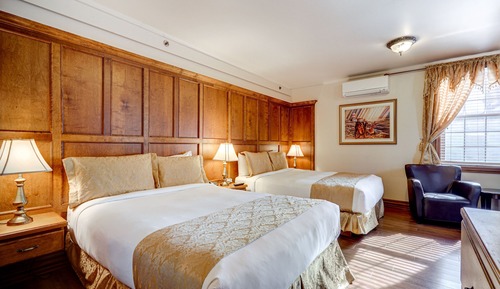 Standard Double Room, 2 Queen Beds