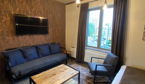 Grand Apartment, City View