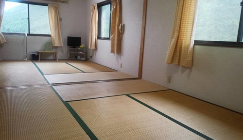 Japanese Room (6)