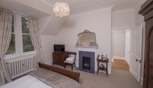 Deluxe Double Room, Garden View