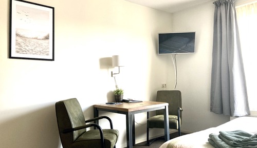 Studio (2 person)
