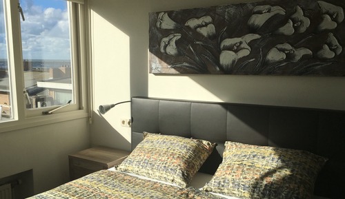 Apartment (3rd floor)