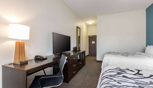 Room, 2 Queen Beds, Hearing Accessible, Non Smoking