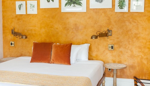 302 - Savory Suite