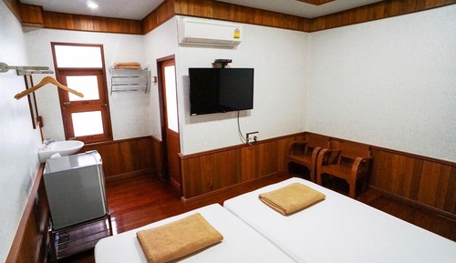 Small Twin Room