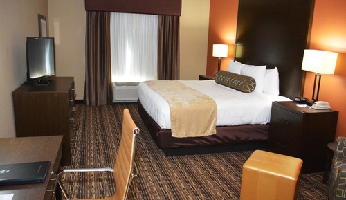 Standard Room, 1 King Bed, Accessible, Non Smoking