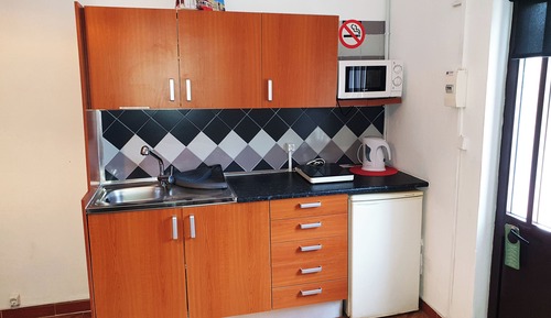 Deluxe Suite, Multiple Beds, Kitchenette
