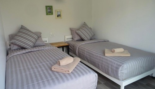 Standard Twin Room, Shared Bathroom