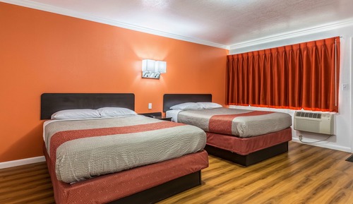 Standard Room, 2 Queen Beds, Non Smoking