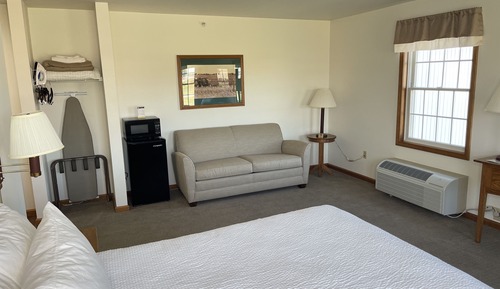 Classic Room, 1 Queen Bed with Sofa bed