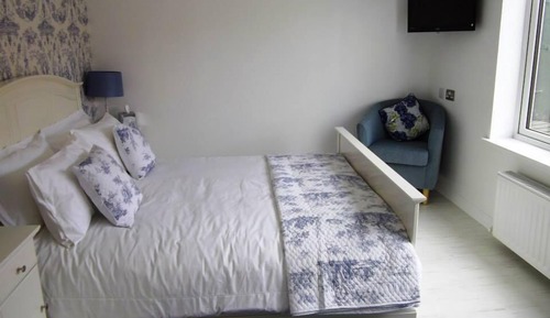 Luxury Double Room (Scotstown)