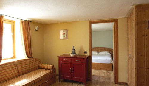Traditional Apartment, Multiple Beds, Accessible, Kitchenette