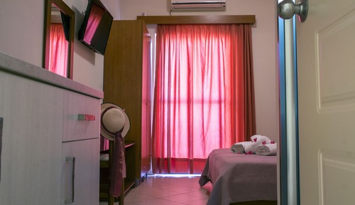 Double or Twin Room, Garden View