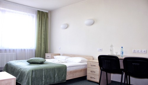 Family Room, 2 Bedrooms
