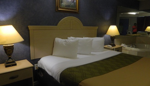 Room, 1 King Bed, Jetted Tub