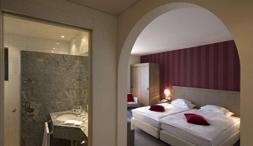 Double Room, 2 Twin Beds, Balcony, Mountainside