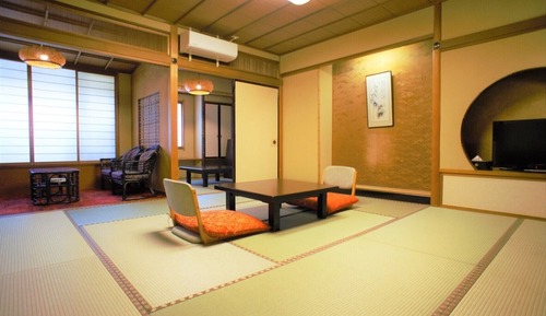 Japanese Style Room (Genroku-kan)