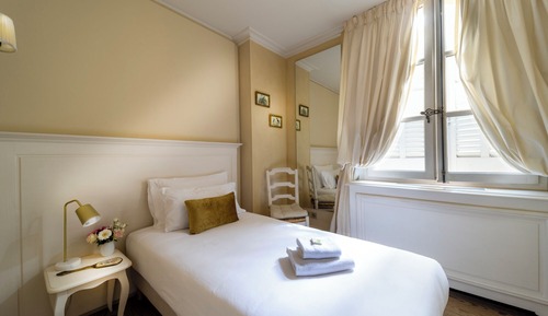 Basic Single Room, 1 Twin Bed, Air conditioning, City View
