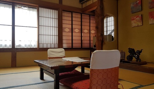 Japanese Tatami Room, Mountain view