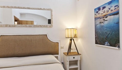 Double Room (IS ARUTTAS)