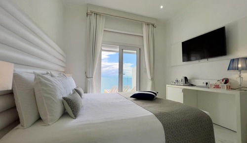 Suite, Hot Tub, Sea View