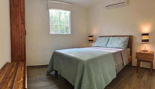 Classic House, 2 Bedrooms, Garden View