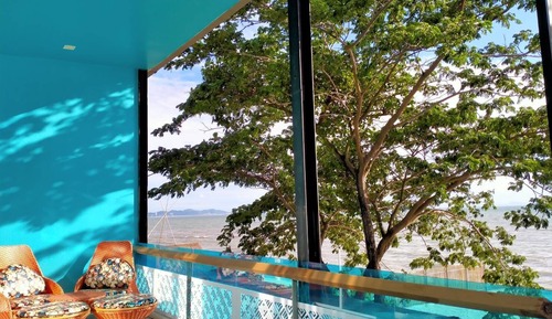 Signature Room