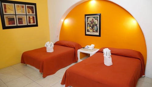 Standard Room, 2 Double Beds