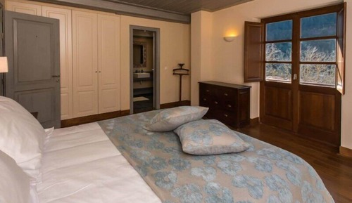 Traditional Apartment, 2 Bedrooms