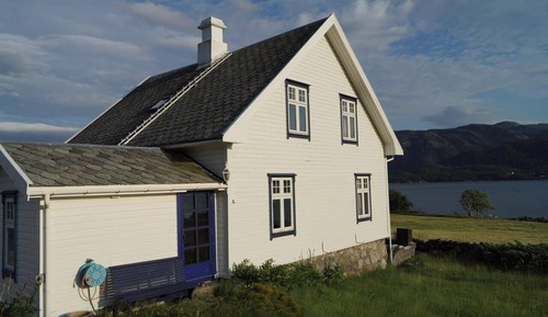 Deluxe House