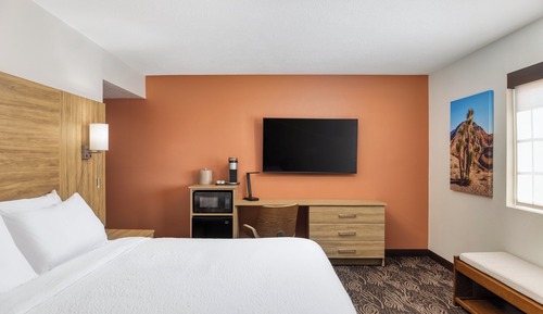 Premium Room, 1 King Bed