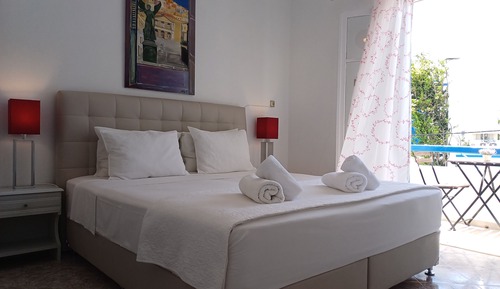 Superior Double or Twin Room, Mountain View (Upper Floor)
