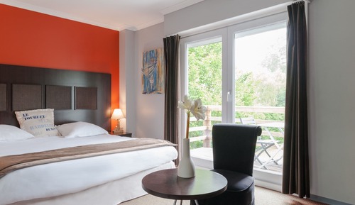 Deluxe Double Room, Garden Area
