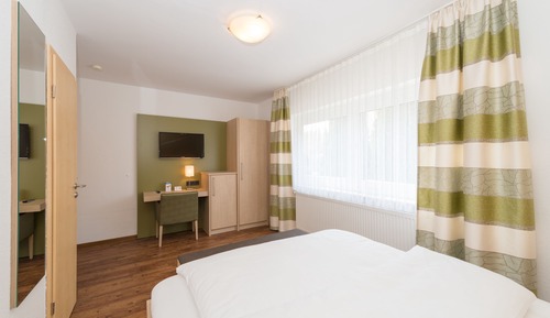 Deluxe Single Room