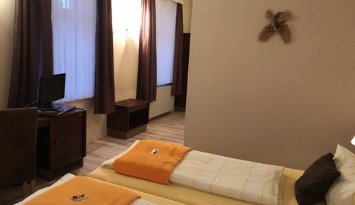 Family Room (3 bed)