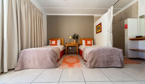Twin Room - Gousblom @ Riverunits
