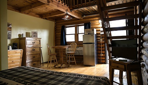 Duplex Cabin 16A