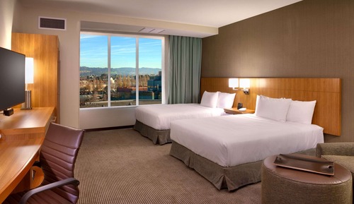 Room, Multiple Beds (Upper Floor 2 Queen Beds, 1 Sofa Bed)