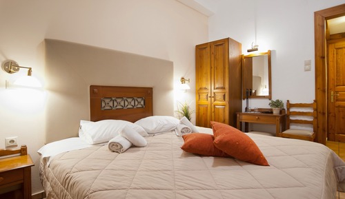 Single Room, Sea View