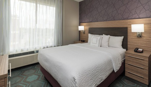 Premium Suite, 2 Bedrooms, City View (Mobility Accessible, Tub)