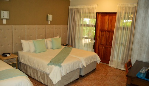Family Room, 1 Bedroom