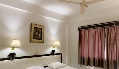 Standard Room, Fan
