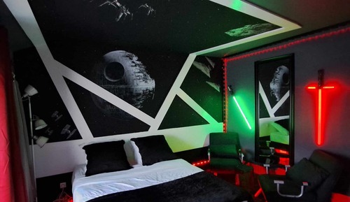 Signature Room