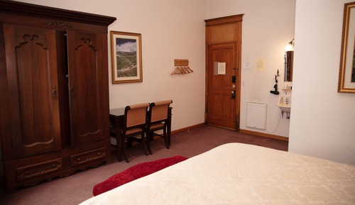 Premium Room, 1 King Bed (Soaking Tub, Top Floor)