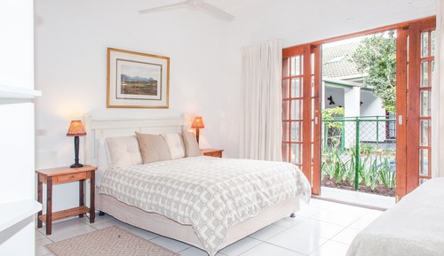 Family Room, 1 Bedroom (Double Bed + Single Bed/Bath + Shower)