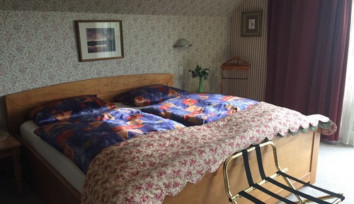 Signature Suite, 1 King Bed, Non Smoking, Lake View