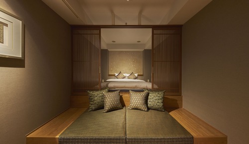 Deluxe Room, 1 Queen Bed, Non Smoking, Private Bathroom